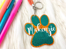 Load image into Gallery viewer, paw keychain