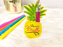 Load image into Gallery viewer, pineapple keychain