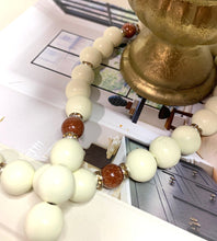 Load image into Gallery viewer, Wooden Beaded Garland