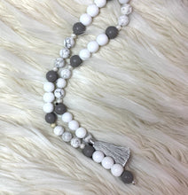 Load image into Gallery viewer, garland decor