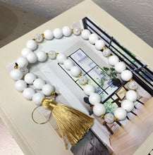 Load image into Gallery viewer, bead garland