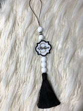 Load image into Gallery viewer, wooden bead garland