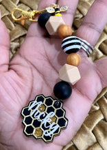 Load image into Gallery viewer, personalized keychain